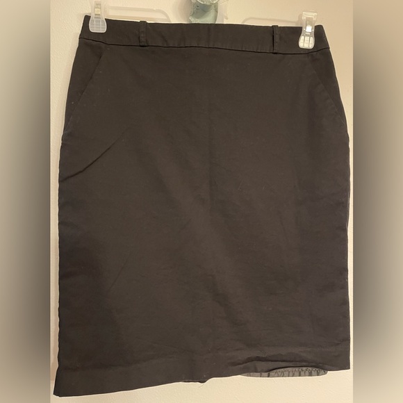 Black Skirt size 12 H&M Straight Knee length - Picture 3 of 7